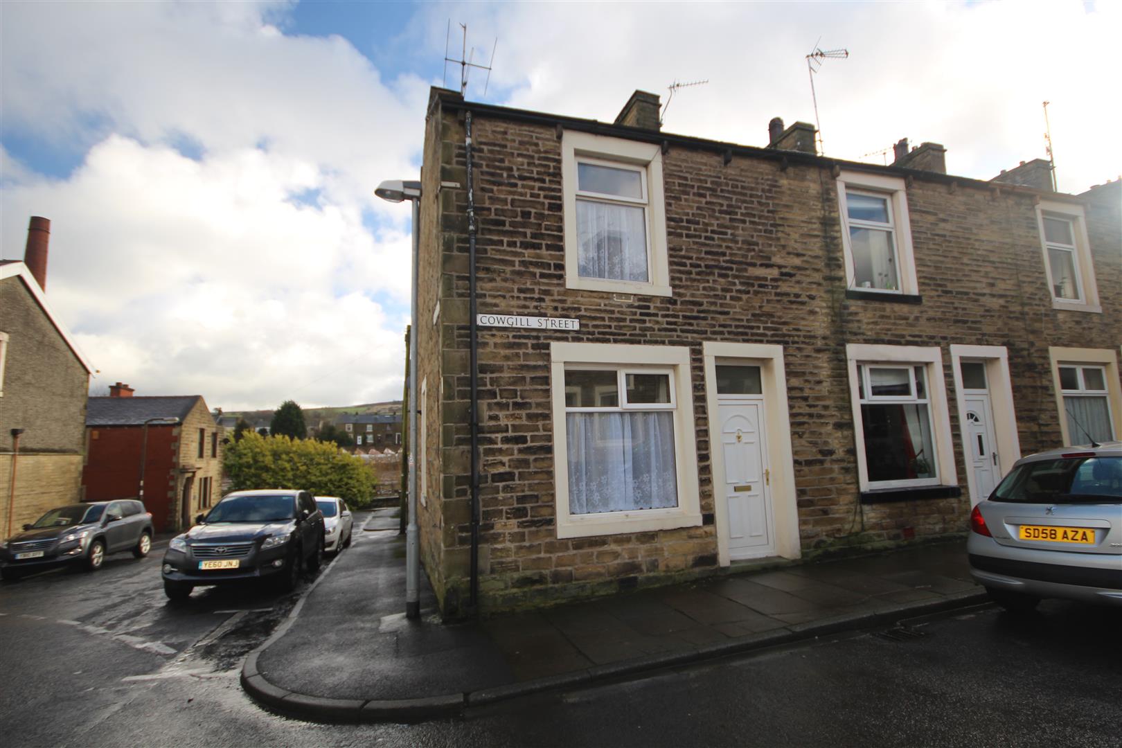 2 bedroom end terrace house To Let in Earby - IMG_5413.jpg